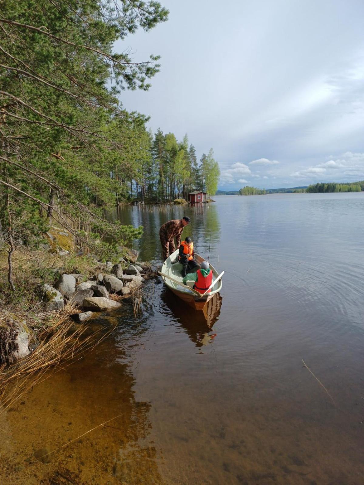 Accommodation And Fishing Vonkale Aanekoski Exterior photo